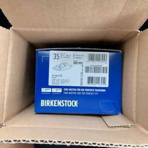 Mocha Birkenstock’s (Brand New!)